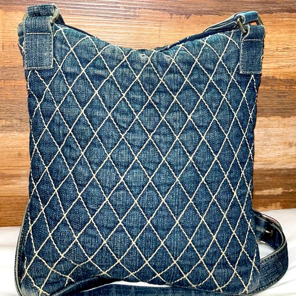 Stylish Blue Crossbody Bag - Picture 3 of 12